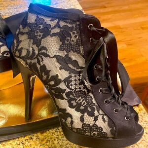 Stuart Weitzman